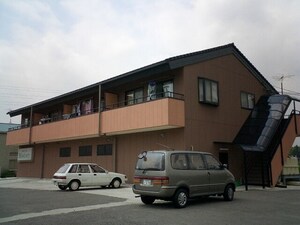 三島屋アパート外観写真