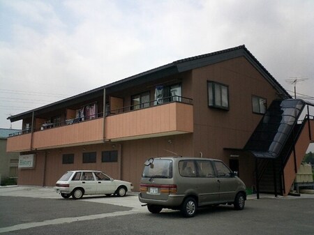 三島屋アパート外観写真