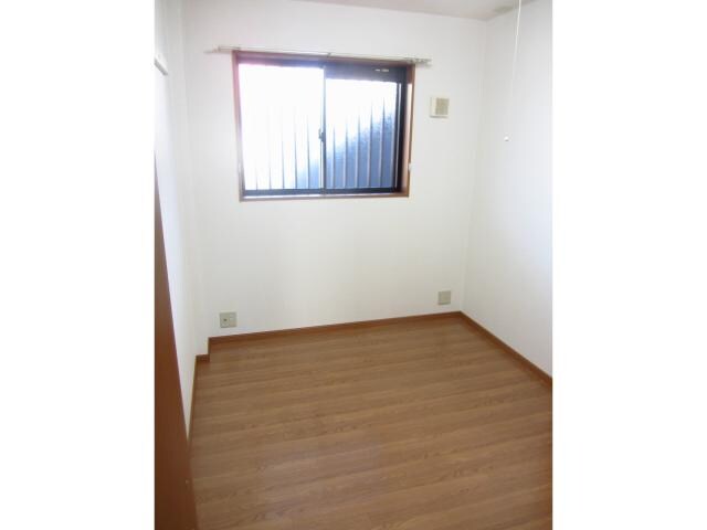 物件内観写真14　(4.1帖洋室)