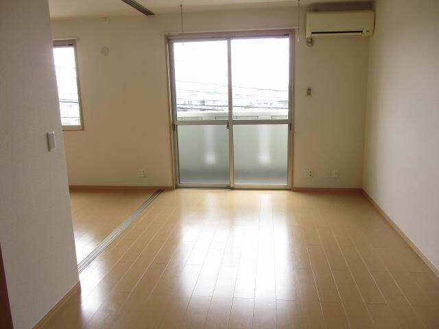 物件内観写真14　(リビング)