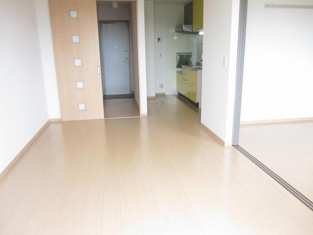 物件内観写真16　(リビング)