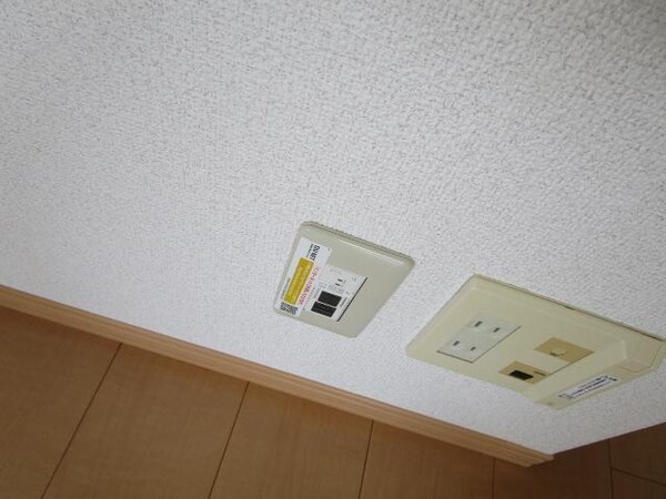 その他設備(インターネット設備)