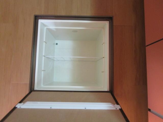 物件内観写真26　(床下収納)