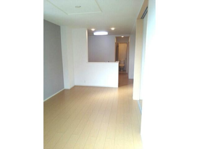 物件内観写真6　(リビング)