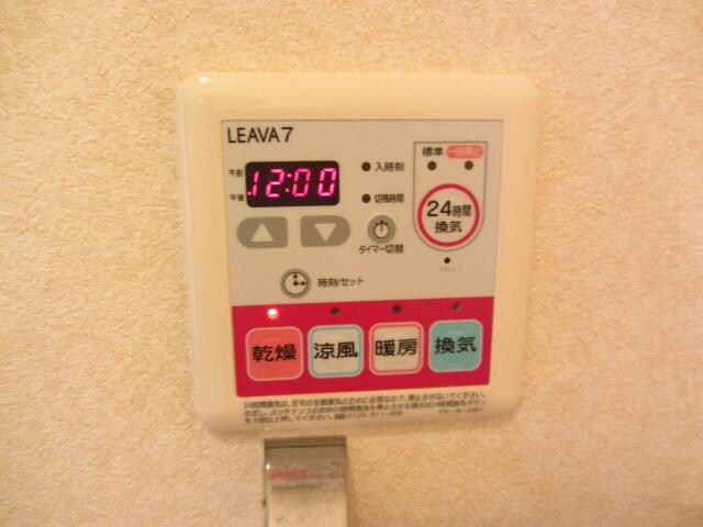 物件内観写真29　(浴室乾燥機)