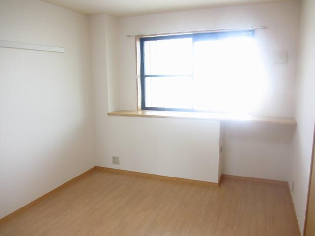 物件内観写真23　(北側洋室)