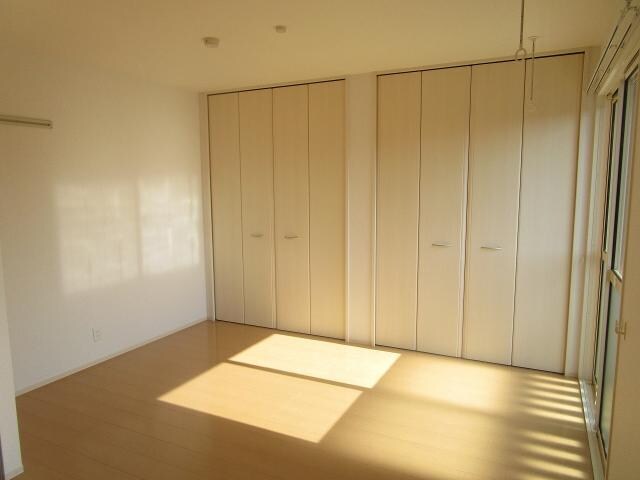 物件内観写真17　(6帖洋室)