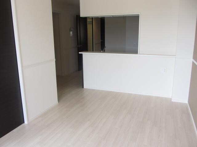 物件内観写真21　(リビング反転タイプ)