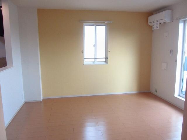 物件内観写真10　(リビング)