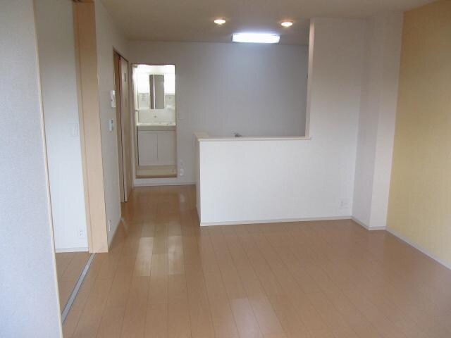 物件内観写真11　(リビング)