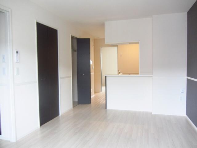 物件内観写真12　(リビング)