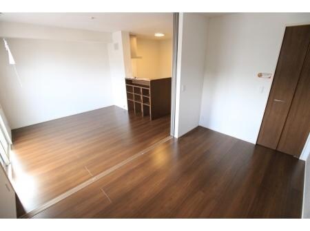 物件内観写真13　(5帖洋室)