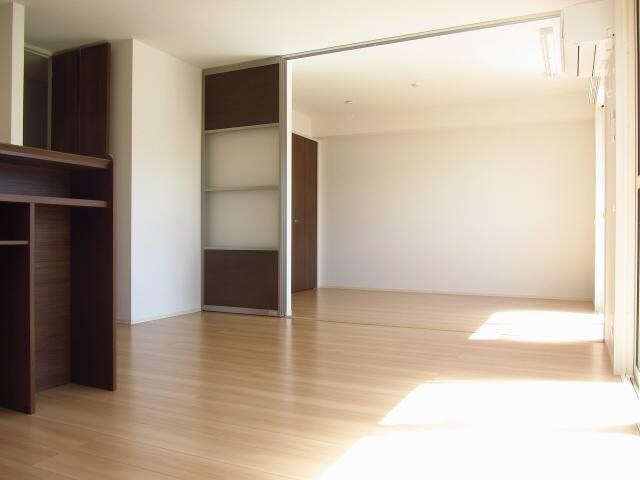 物件内観写真24　(リビング)