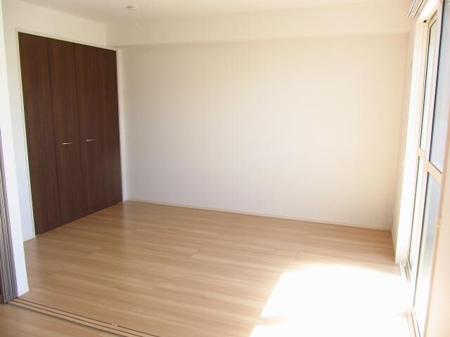 物件内観写真25　(6帖洋室)