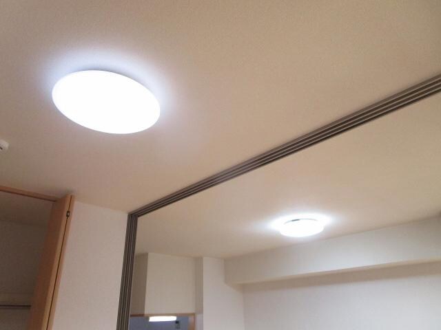 物件内観写真27　(照明器具)