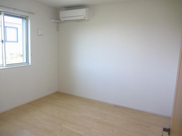 物件内観写真24　(寝室)