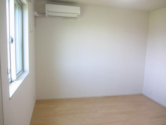 物件内観写真25　(寝室)