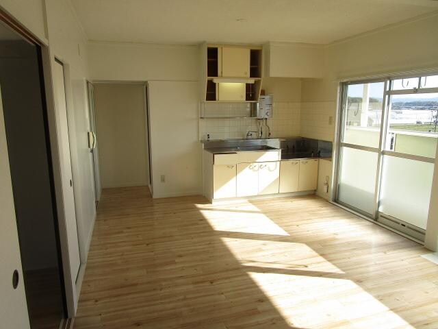 物件内観写真17　(リビング)