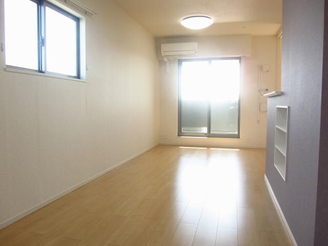 物件内観写真13　(リビング)