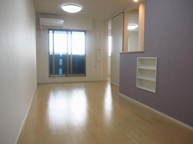 物件内観写真13　(リビング)