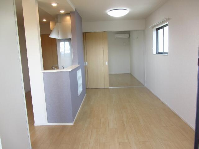 物件内観写真14　(リビング)