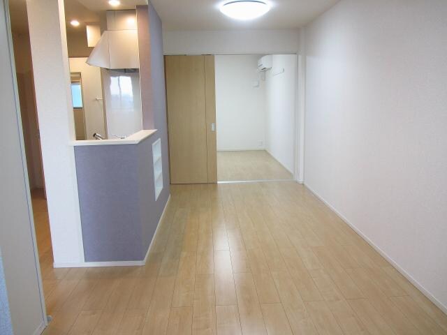 物件内観写真15　(リビング)