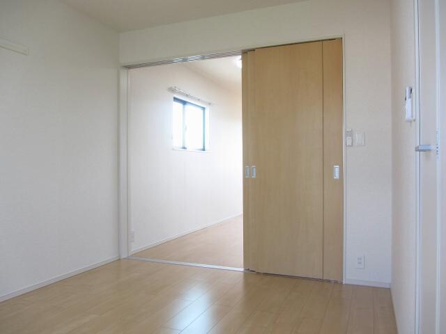 物件内観写真20　(６帖洋室)