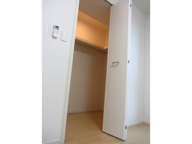物件内観写真21　(ウォークインクローゼット)