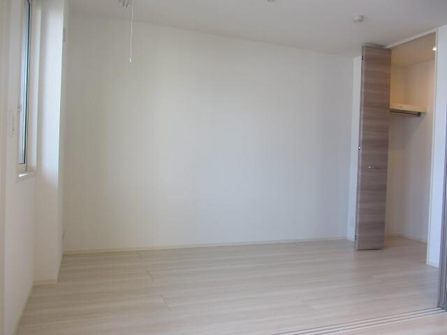 物件内観写真23　(5帖洋室)