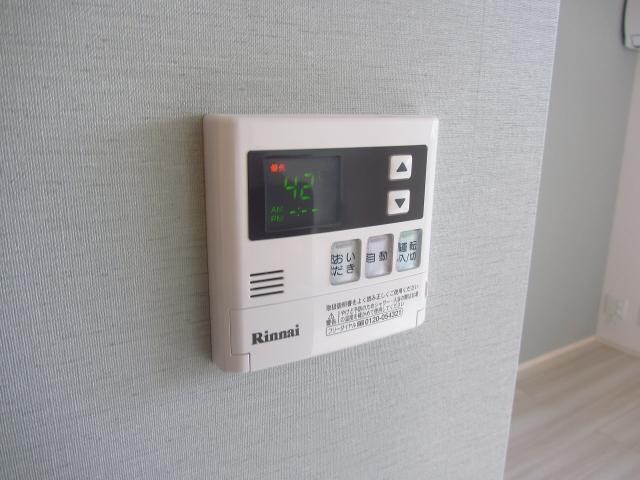 物件内観写真29　(給湯リモコン)