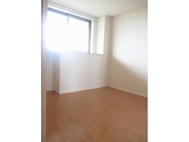 物件内観写真14　(北側洋室)