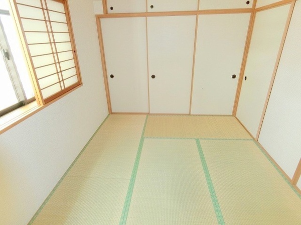 ベッドルーム