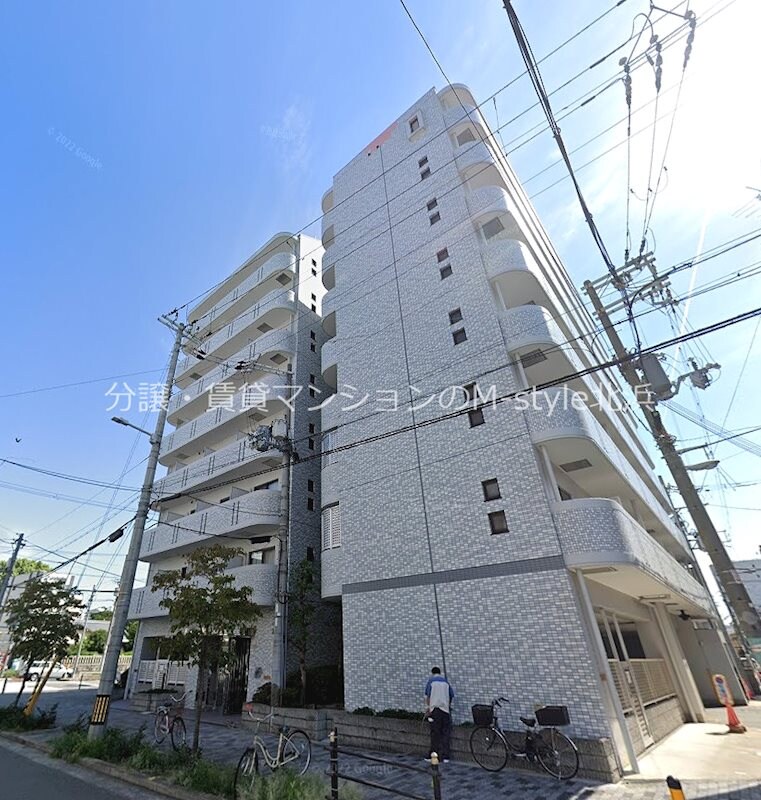 リーガル新大阪の物件外観写真