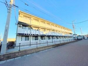 レオパレスクレストタウン外観写真
