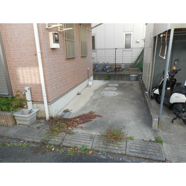 下貝塚3丁目貸家