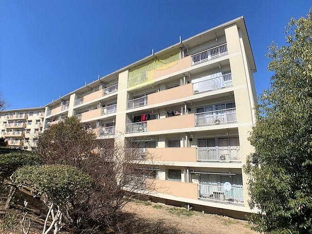 鈴蘭台第２団地　３１号棟