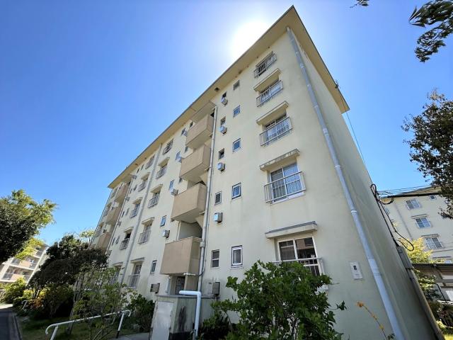 鈴蘭台第２団地　３３号棟