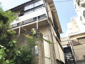 川本アパート外観写真