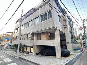 ウッドハウス外観写真