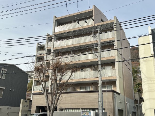 アルバ谷上