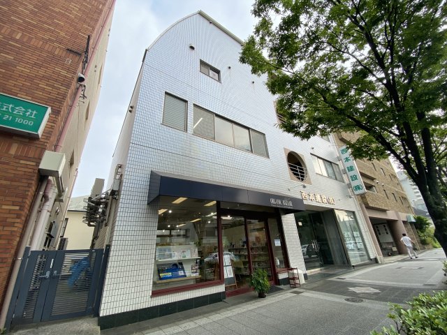 西本ビル
