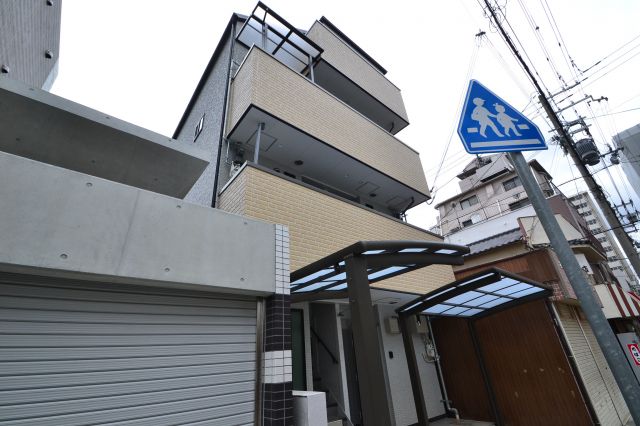 南本町リーフハイツ