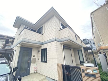 川西町貸家外観写真