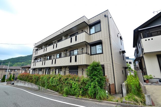 サウスヒルズ谷上