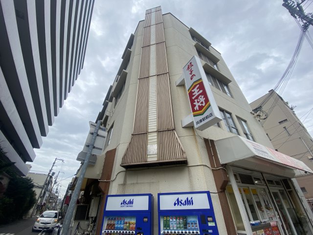 テスラ兵庫