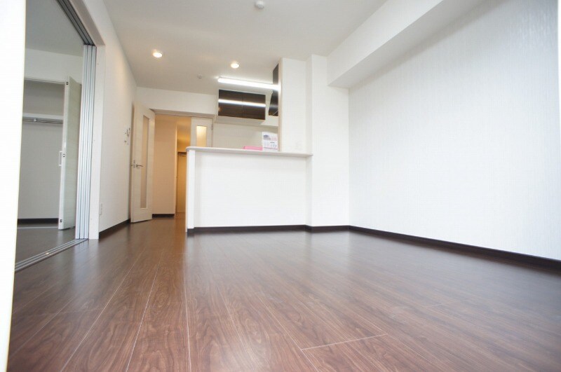 物件内観写真7　(11.6帖のLDK)