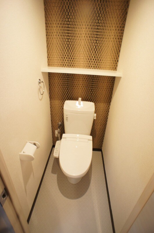 物件内観写真18　(ウォシュレット完備☆トイレ)
