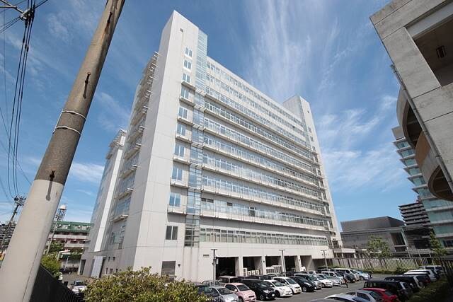 福岡県立九州歯科大学