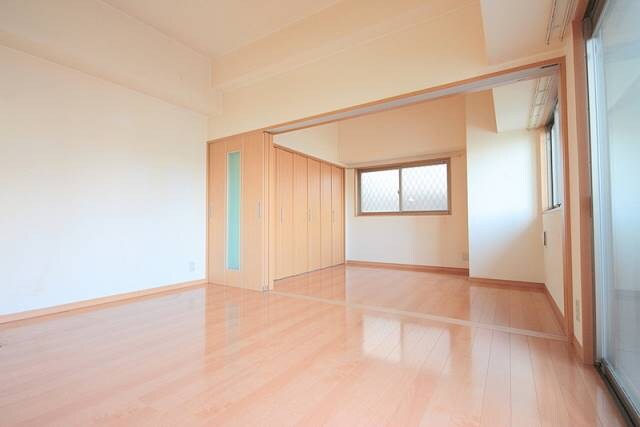 物件内観写真23　(9.3帖のLDK)