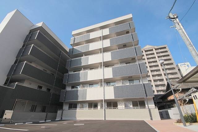 物件外観写真1　(建物外観)